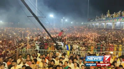 மேல்மலையனூர் அங்காளம்மன் கோயில் ஊஞ்சல் உற்சவம்   பக்தர்கள் தீபம் ஏந்தி வழிபாடு 